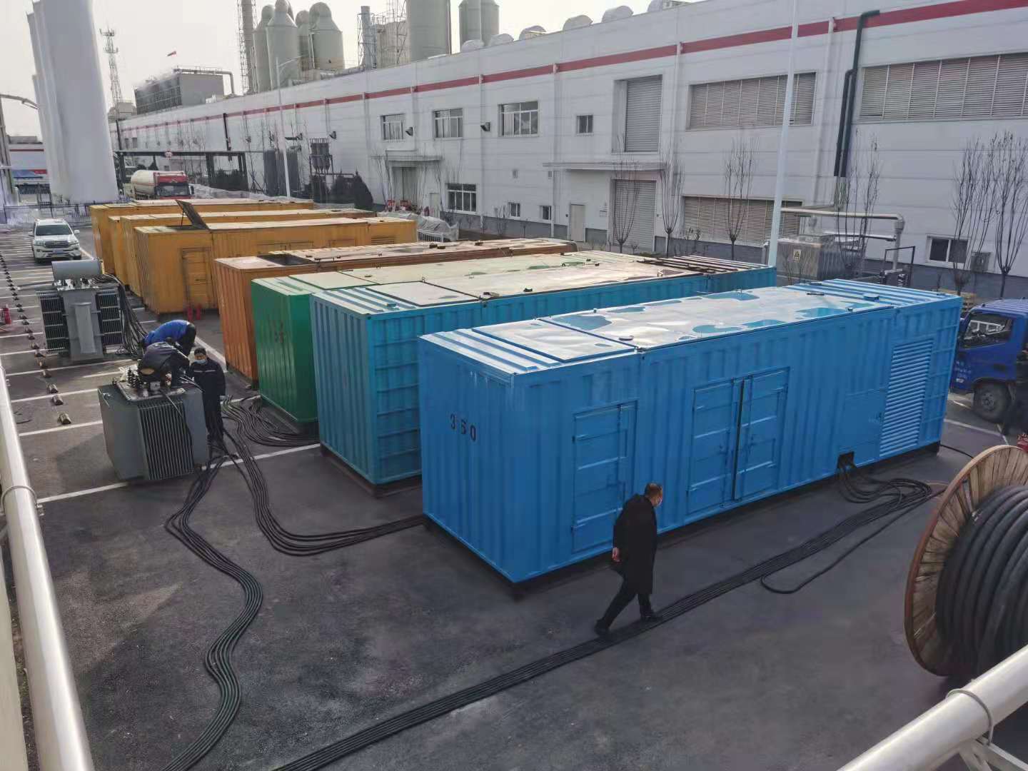 长城区发电机出租-两相发电机与三相发电机有何区别?
