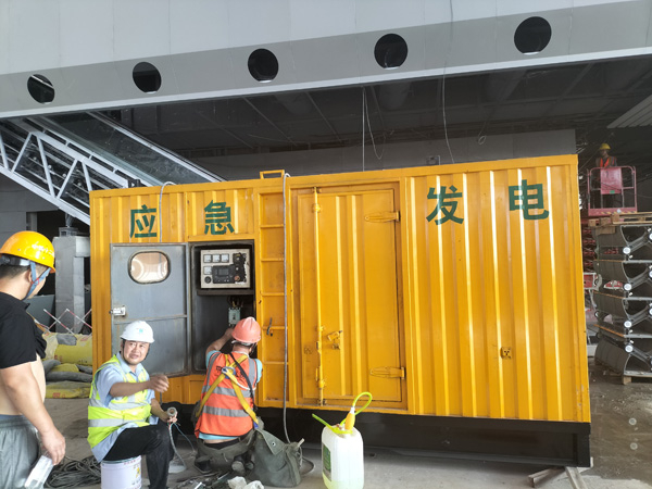 长城区怎样判断空气滤清器是否需要更换？
